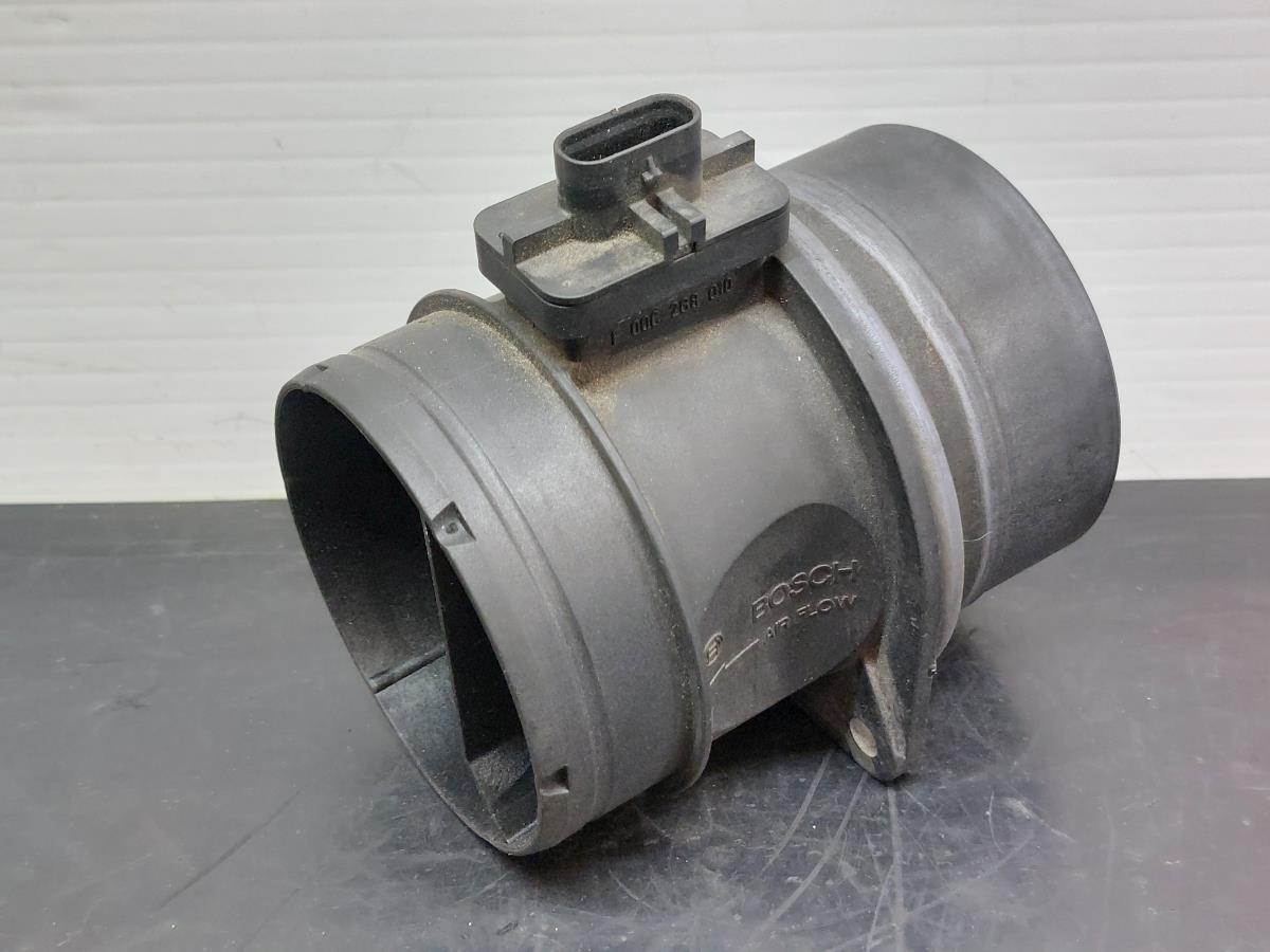 Débitmètre d'air massique (MAF) AUDI A3 Sportback (8VA, 8VF) Imagem-2