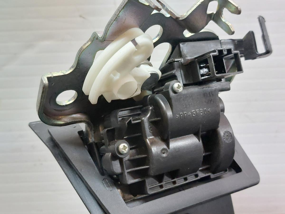 Serratura / chiusura baule AUDI A3 Sportback (8VA, 8VF) Imagem-3