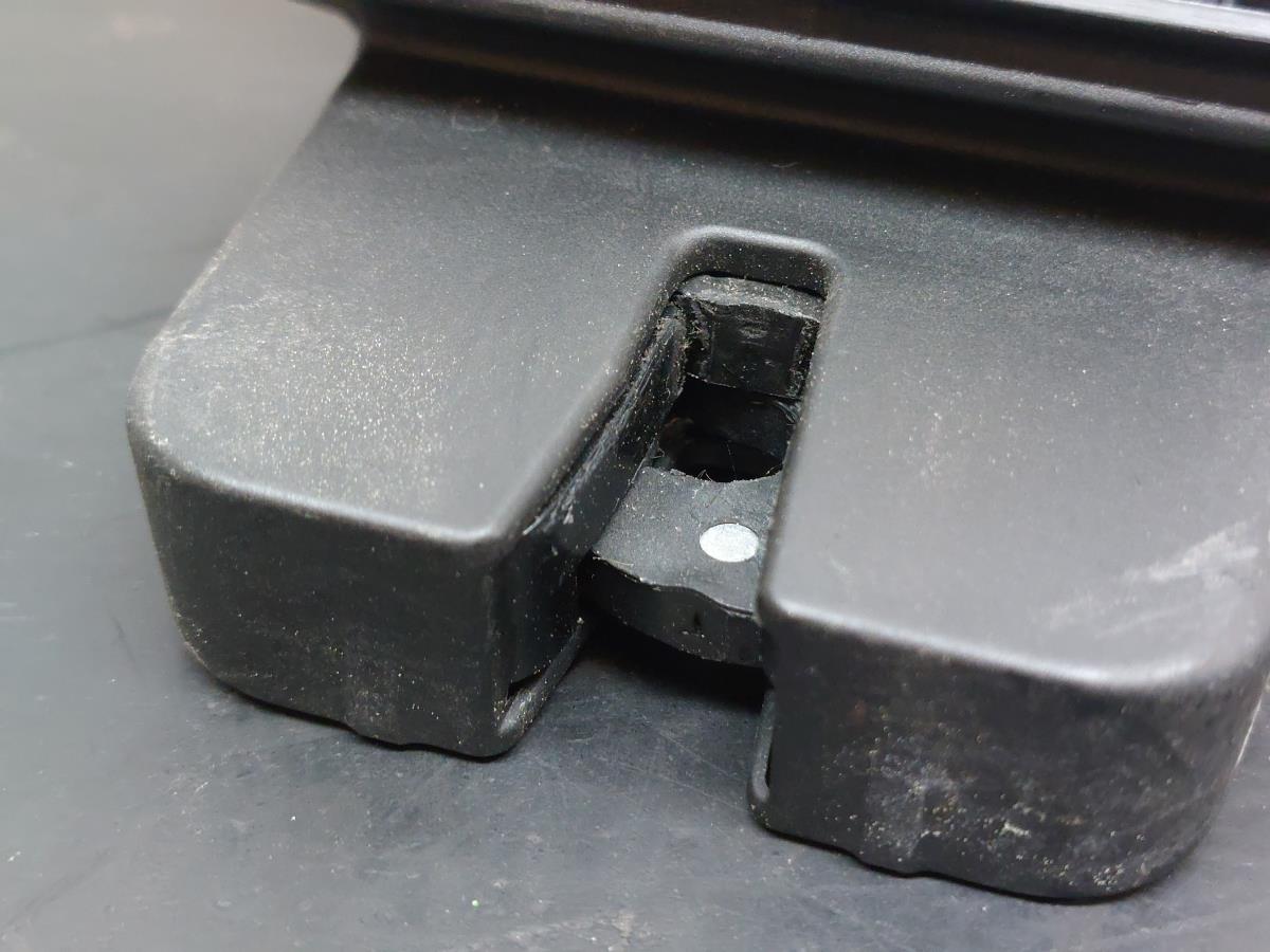 Serratura / chiusura baule AUDI A3 Sportback (8VA, 8VF) Imagem-4