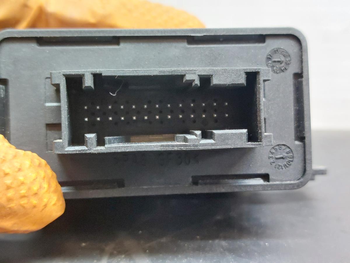 Calculateur d'éclairage AUDI A3 Sportback (8VA, 8VF) Imagem-3