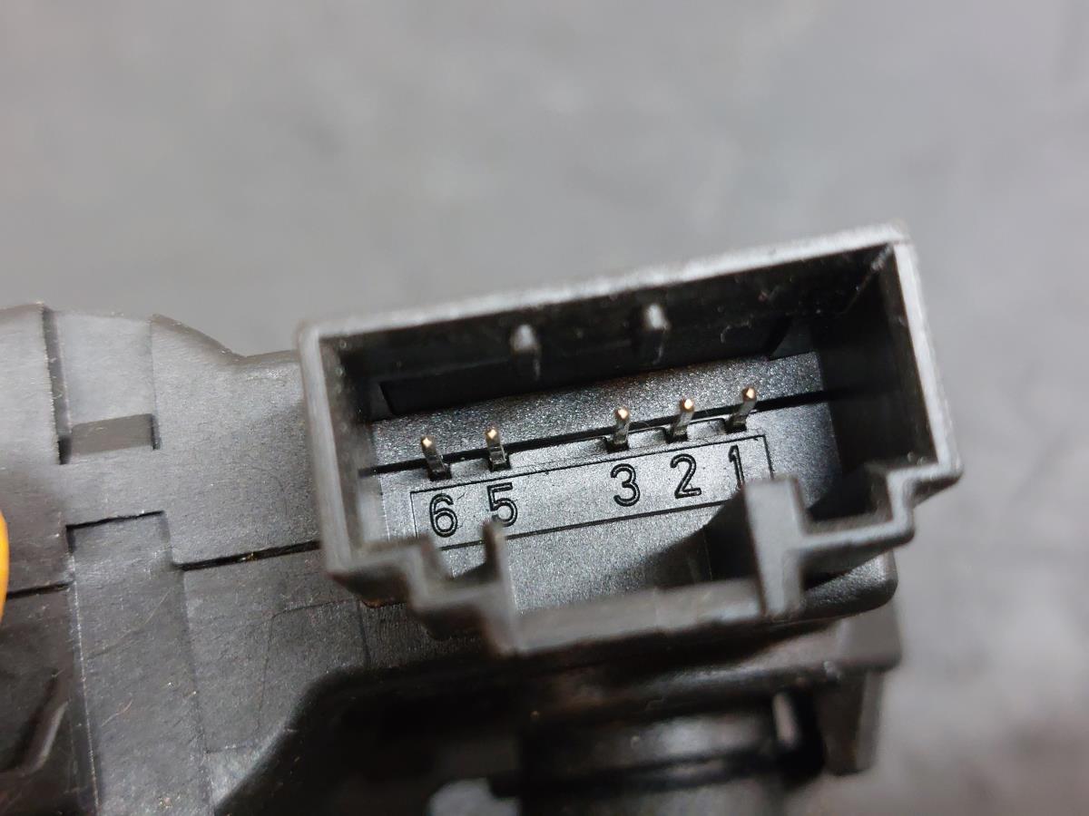 Motore apertura riscaldamento AUDI A3 Sportback (8VA, 8VF) Imagem-3