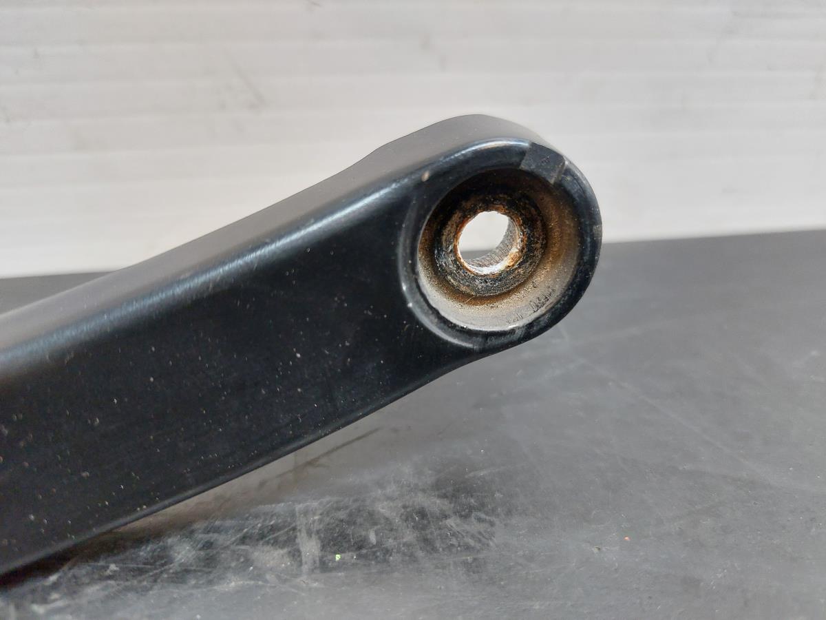 Brazo de limpiaparabrisas delantero derecho AUDI A3 Sportback (8VA, 8VF) Imagem-2