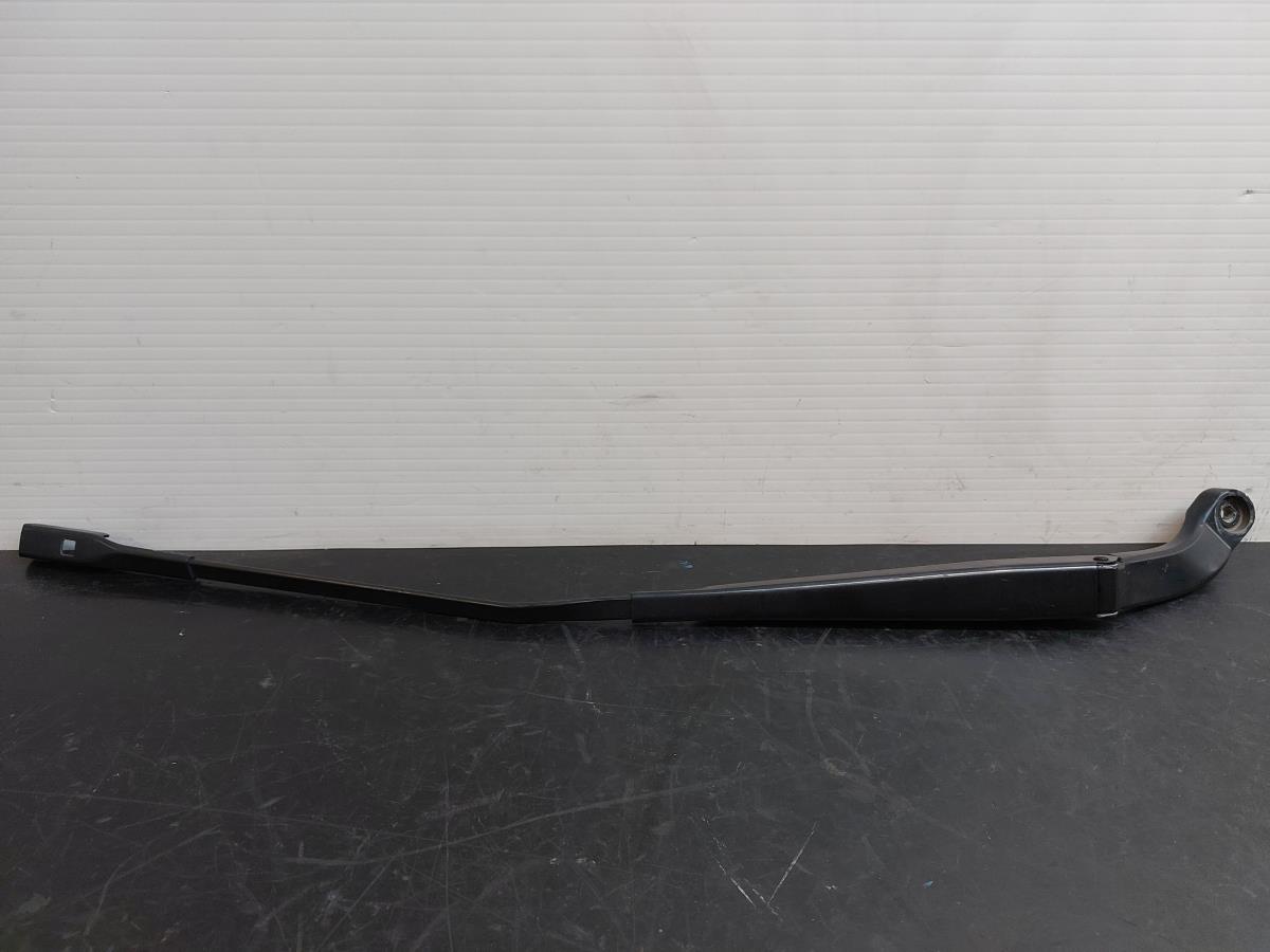 Braccio del tergicristallo anteriore destro AUDI A3 Sportback (8VA, 8VF)