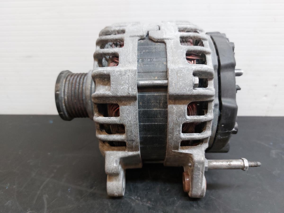 Alternador AUDI A3 Sportback (8VA, 8VF) Imagem-1