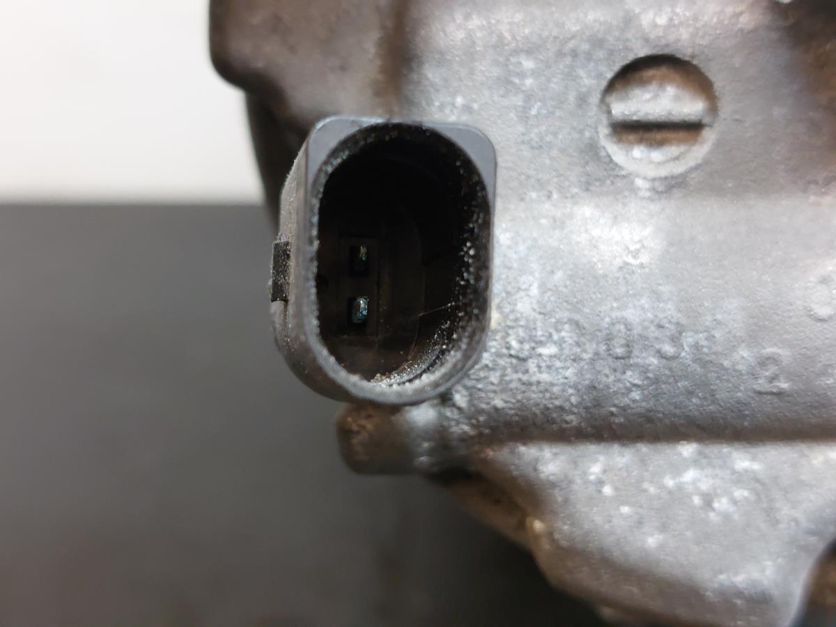 Compresseur AC AUDI A3 Sportback (8VA, 8VF) Imagem-3