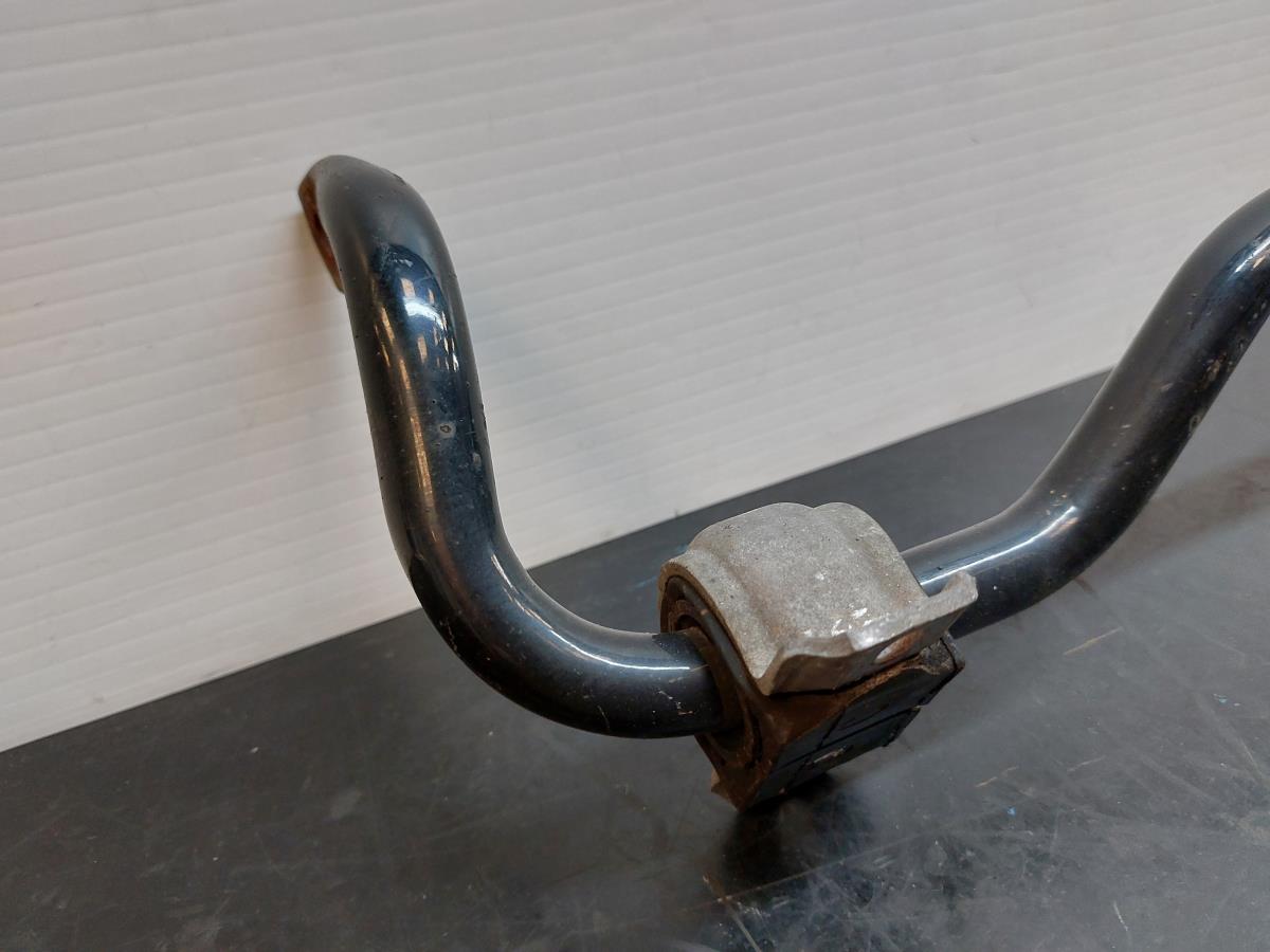 Barra estabilizadora / de torsión AUDI A3 Sportback (8VA, 8VF) Imagem-1