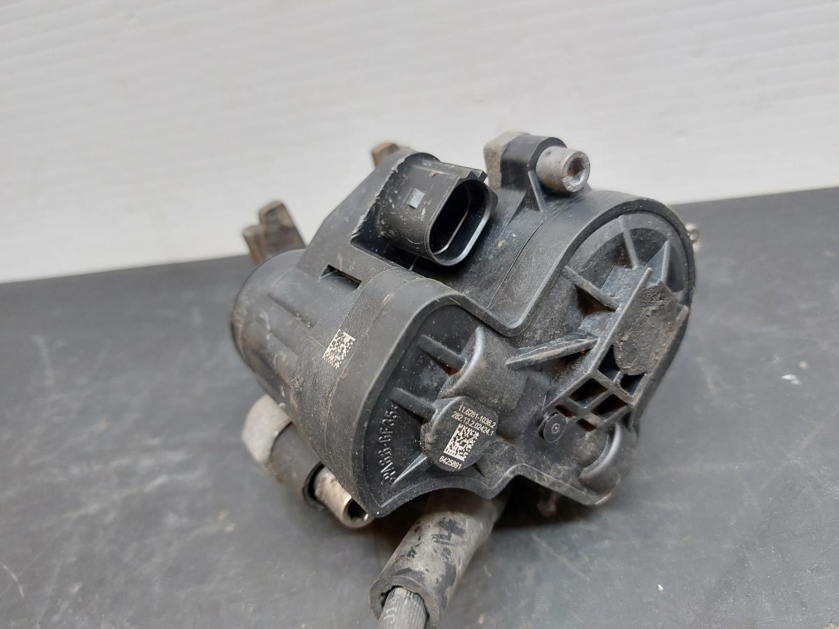 Pinza de freno Trasero Derecho AUDI A3 Sportback (8VA, 8VF) Imagem-3