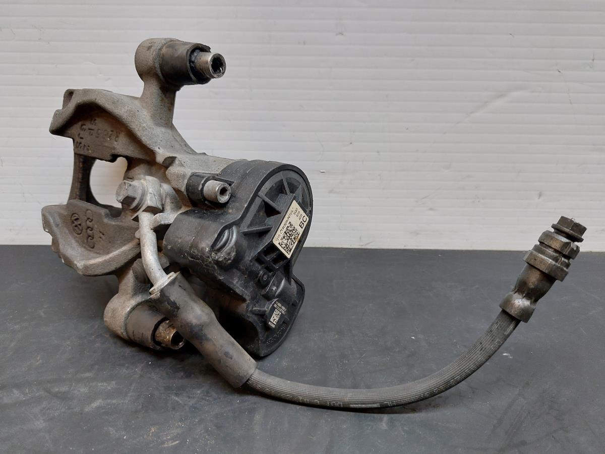 Étrier de frein arrière gauche AUDI A3 Sportback (8VA, 8VF)