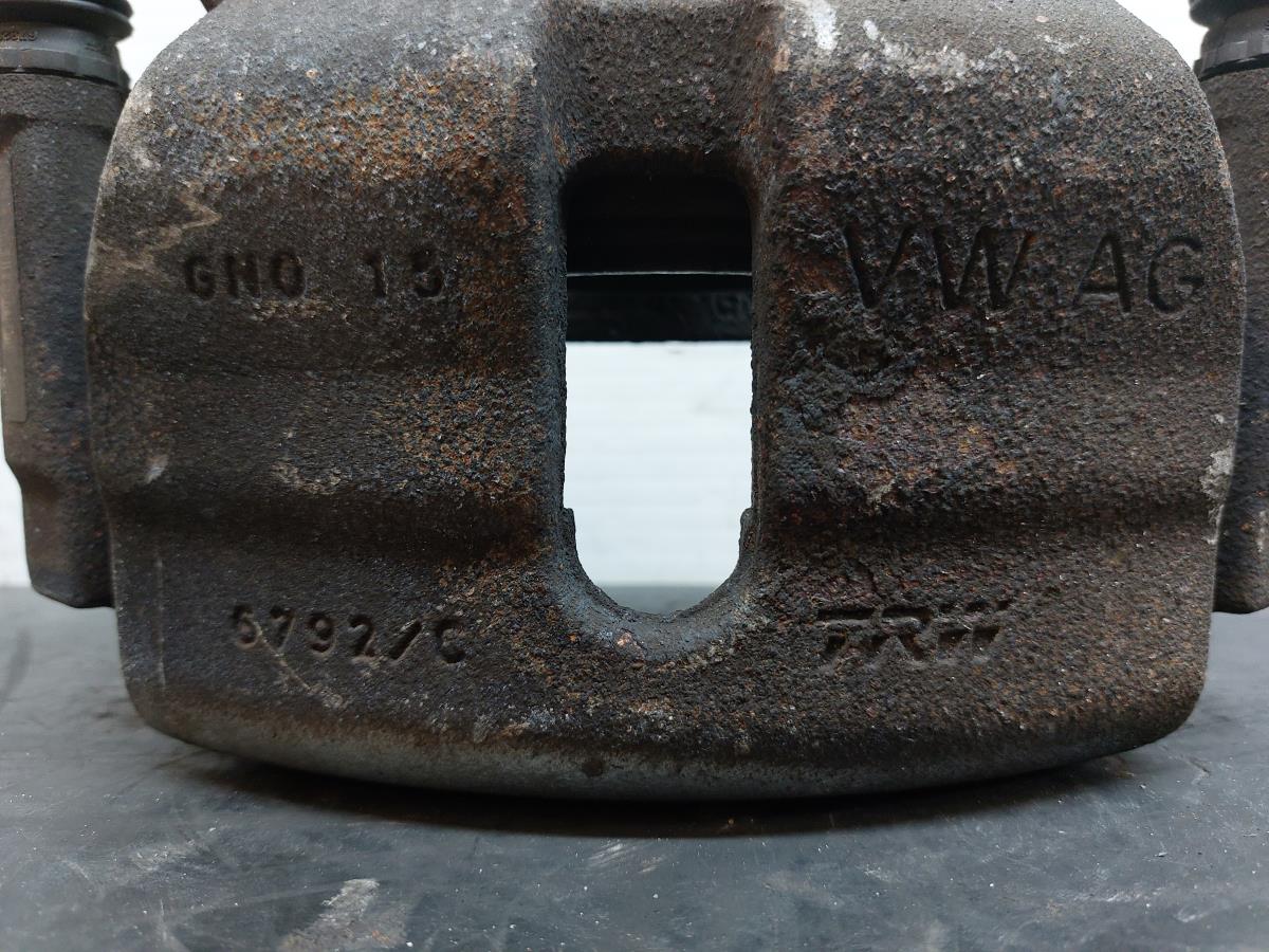 Pinza de freno Delantero Derecho AUDI A3 Sportback (8VA, 8VF) Imagem-3