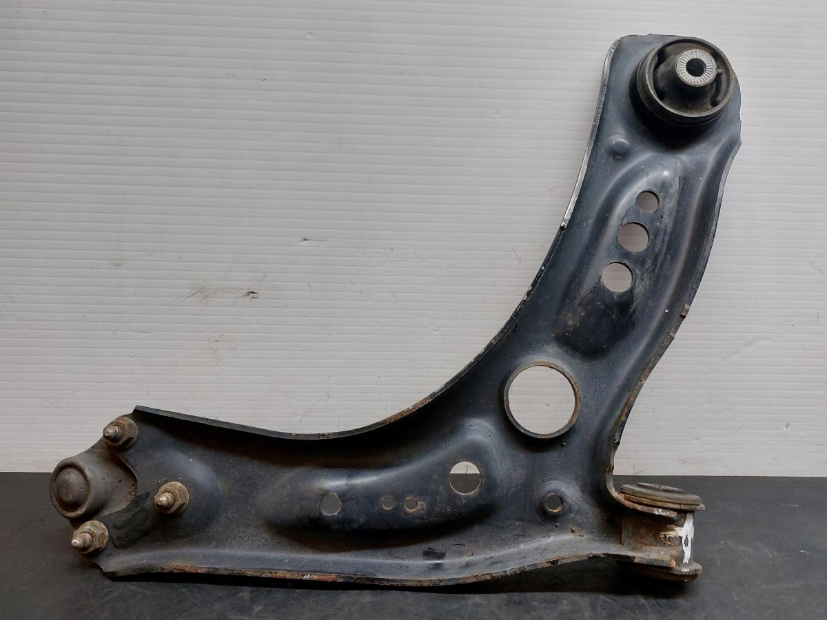 Bras de suspension Avant gauche AUDI A3 Sportback (8VA, 8VF) Imagem-4