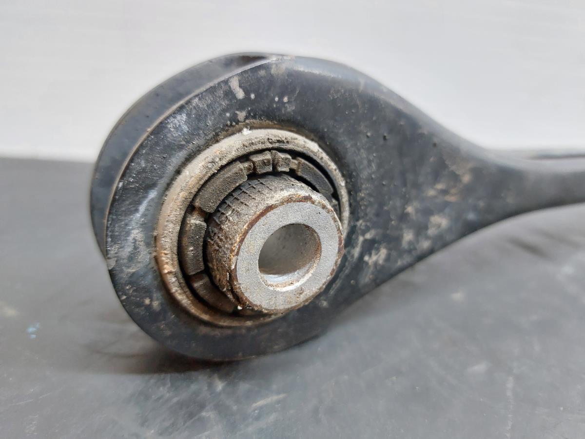 Bras de suspension arrière gauche AUDI A3 Sportback (8VA, 8VF) Imagem-1