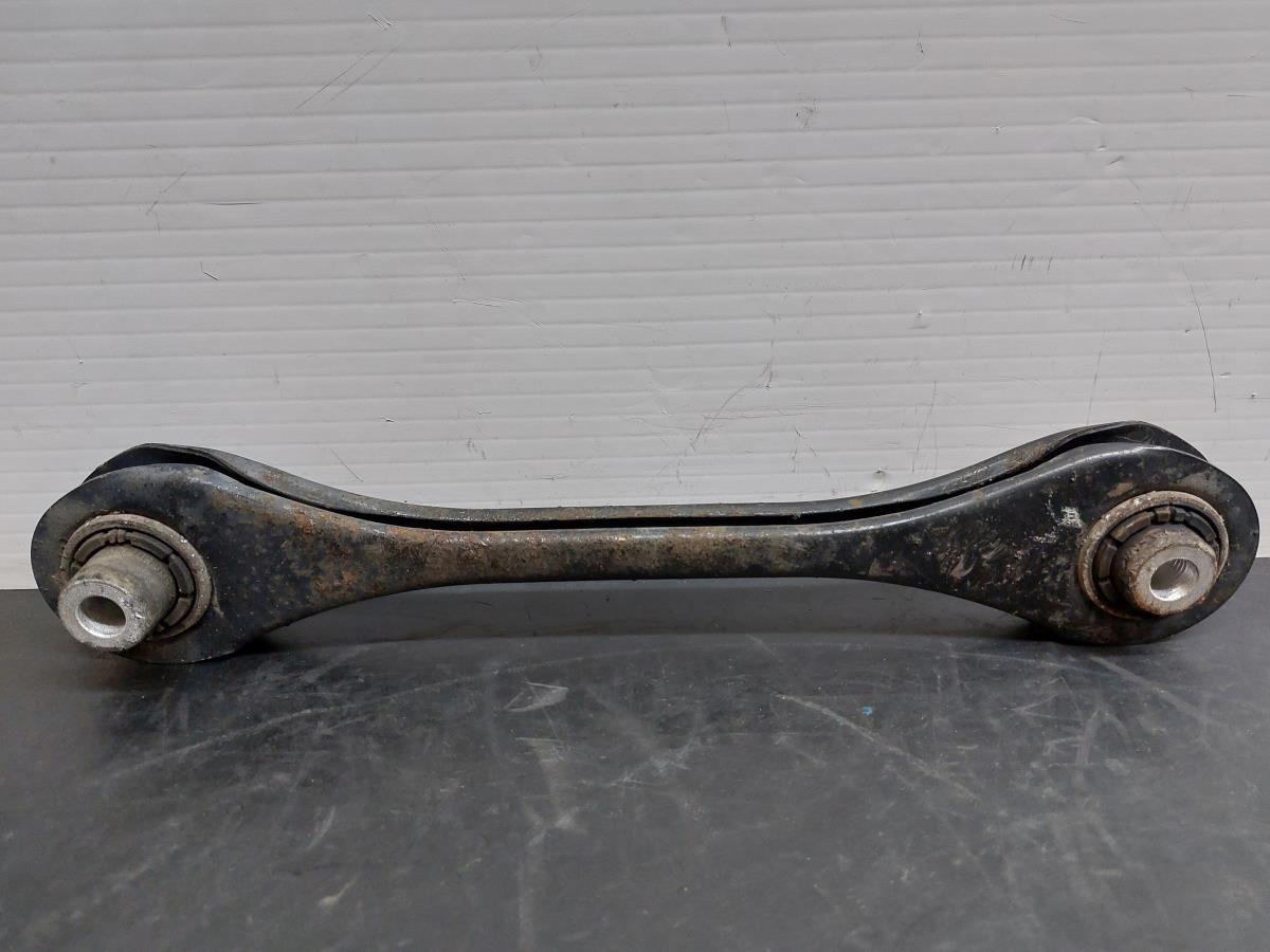 Bras de suspension arrière gauche AUDI A3 Sportback (8VA, 8VF) Imagem-3