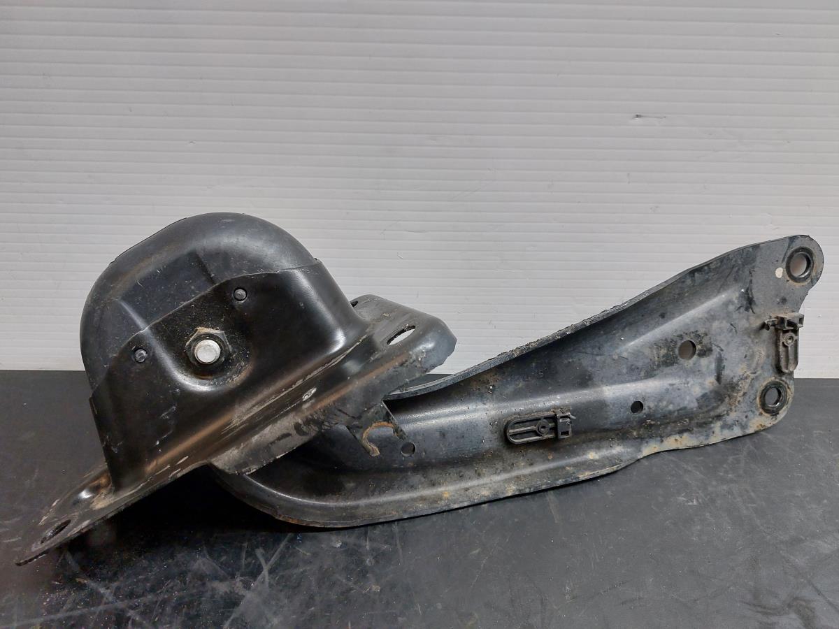 Braccio di sospensione posteriore destro AUDI A3 Sportback (8VA, 8VF)