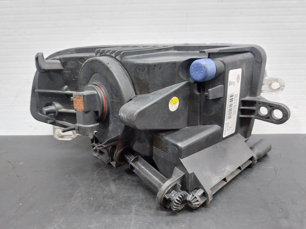 Faro antinebbia anteriore sinistro AUDI A3 Sportback (8VA, 8VF) Imagem-3