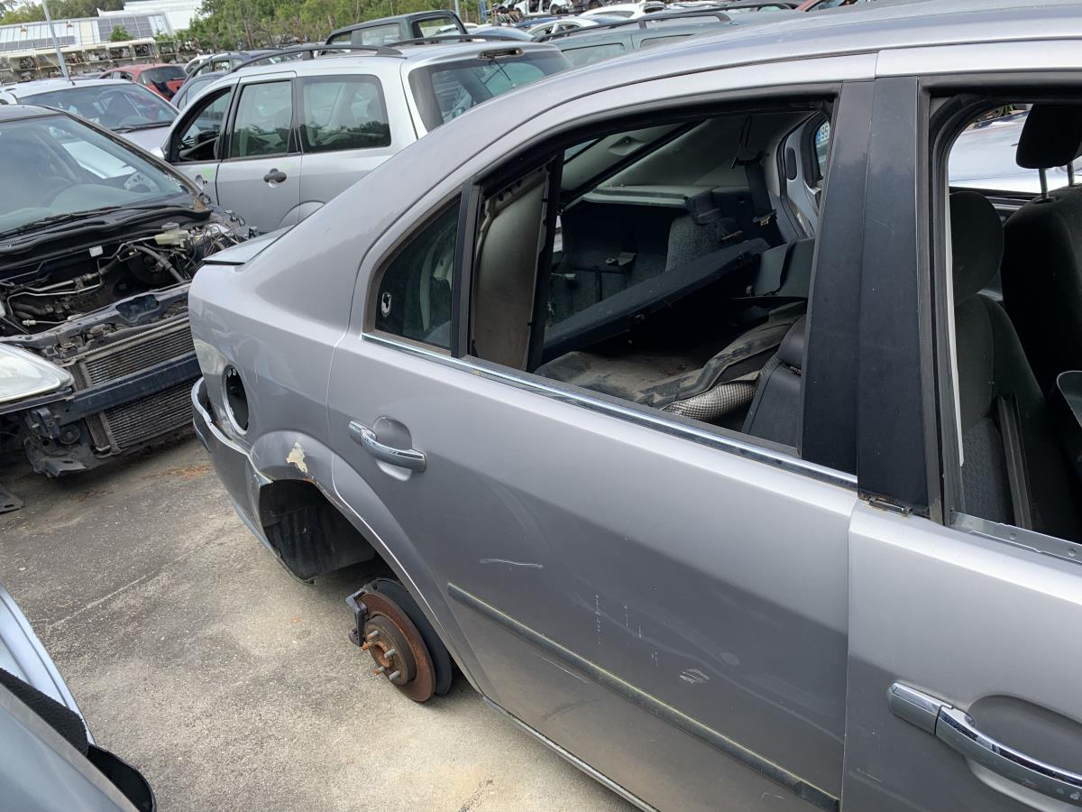 Porta trás direita FORD Mondeo III (B5Y)