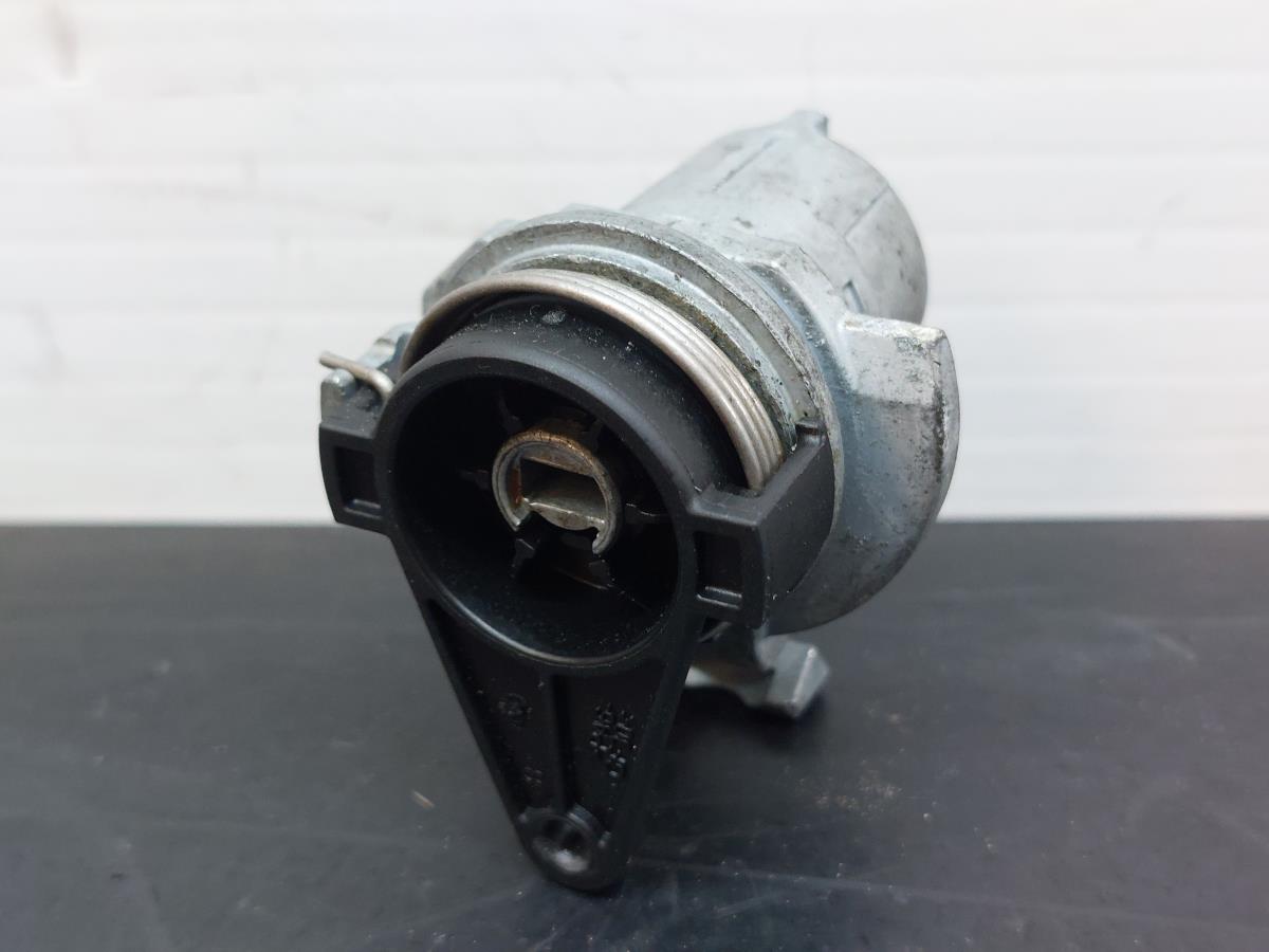 Cilindretto porta BMW 7 (G11, G12) Imagem-1