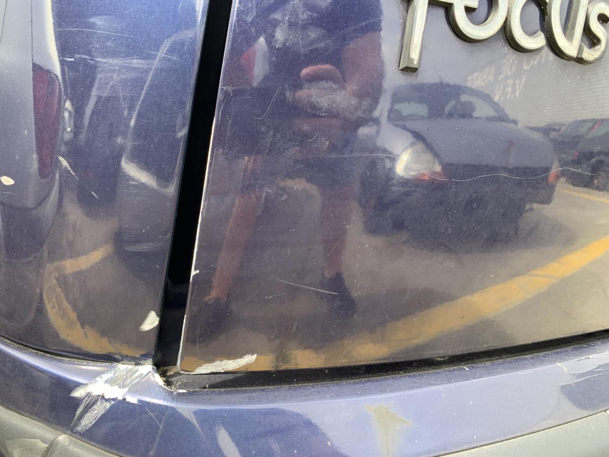 Porta / tampa da mala FORD Focus I (DAW, DBW) Imagem-2