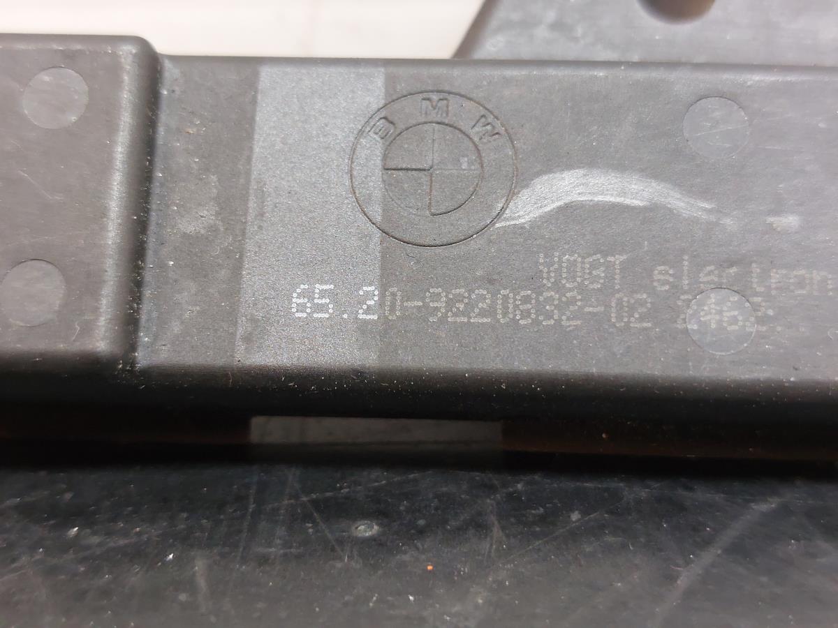 Antenne BMW 7 (G11, G12) Imagem-1