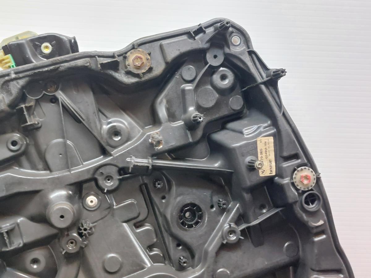 Alzavetro posteriore sinistro BMW 7 (G11, G12) Imagem-2