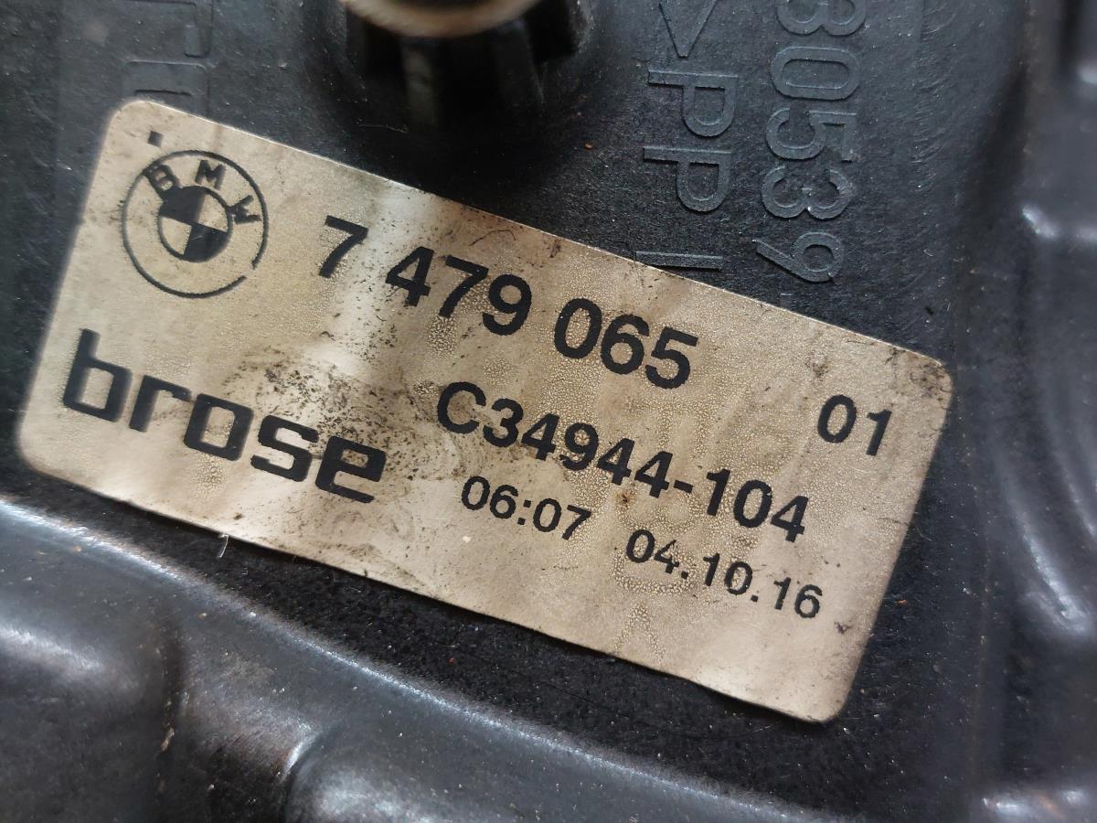 Alzavetro posteriore sinistro BMW 7 (G11, G12) Imagem-6