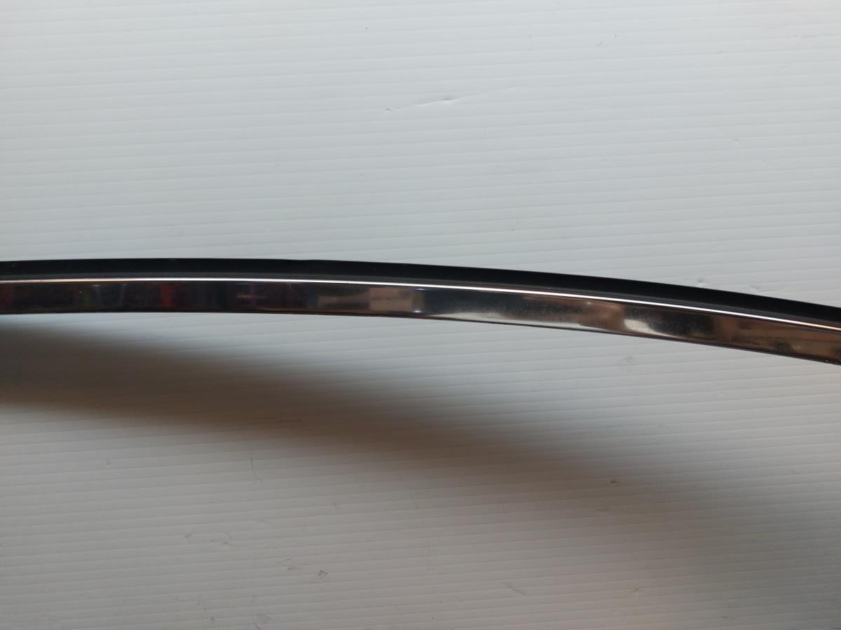 Modanatura porta posteriore sinistra BMW 7 (G11, G12) Imagem-3