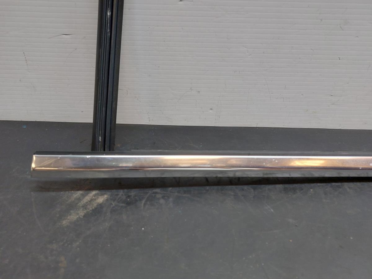 Modanatura porta posteriore sinistra BMW 7 (G11, G12) Imagem-5