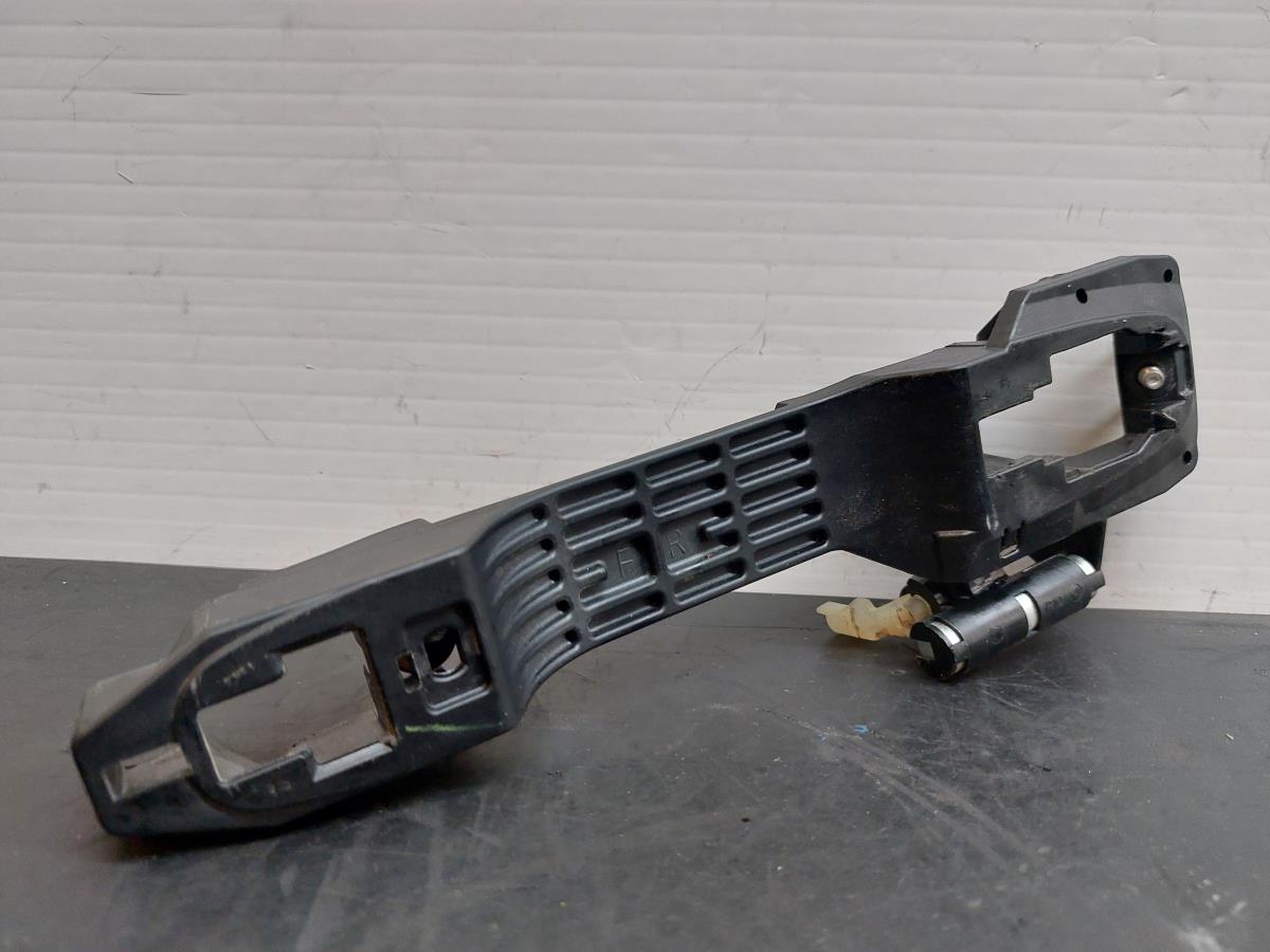 Right front door handle support TOYOTA Hilux VII Pick Up (_N1_, _N2_, _N3_)