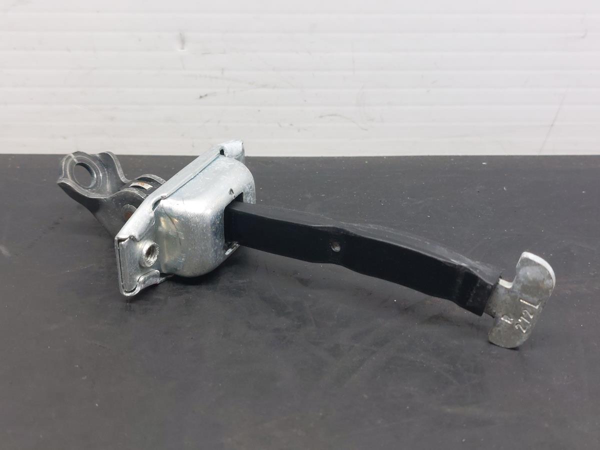 Right rear Door limiter  TOYOTA Hilux VII Pick Up (_N1_, _N2_, _N3_)