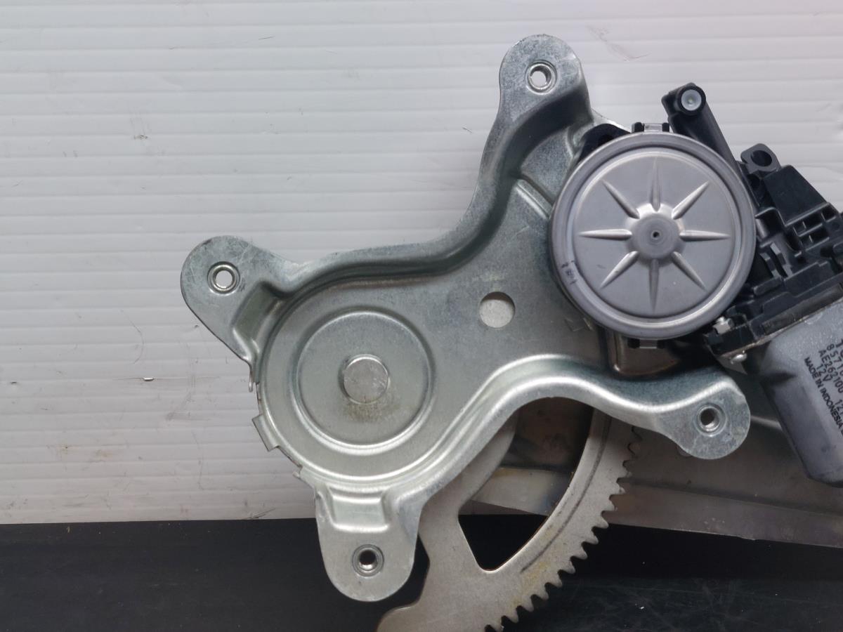 Left rear window regulator TOYOTA Hilux VII Pick Up (_N1_, _N2_, _N3_) Imagem-1