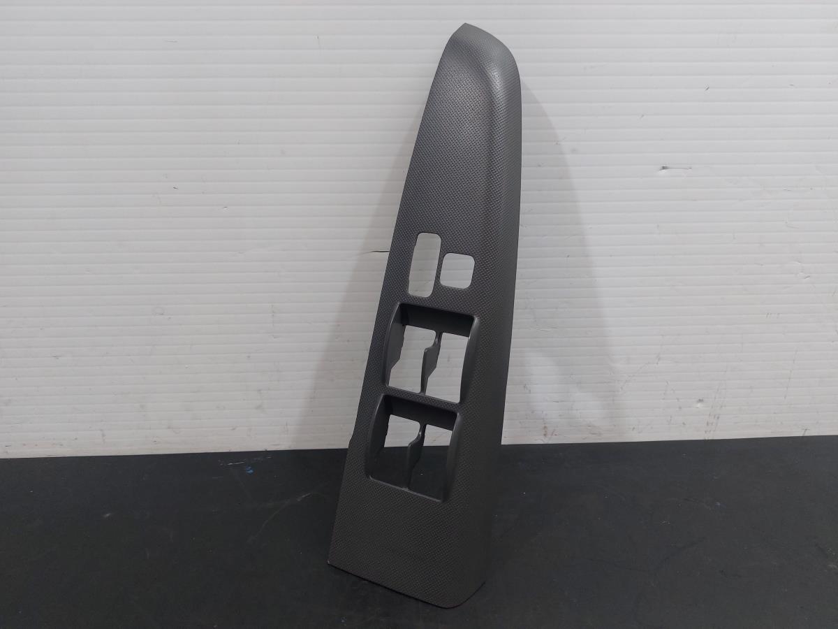 Modanatura porta anteriore sinistra TOYOTA Hilux VII Pick Up (_N1_, _N2_, _N3_)