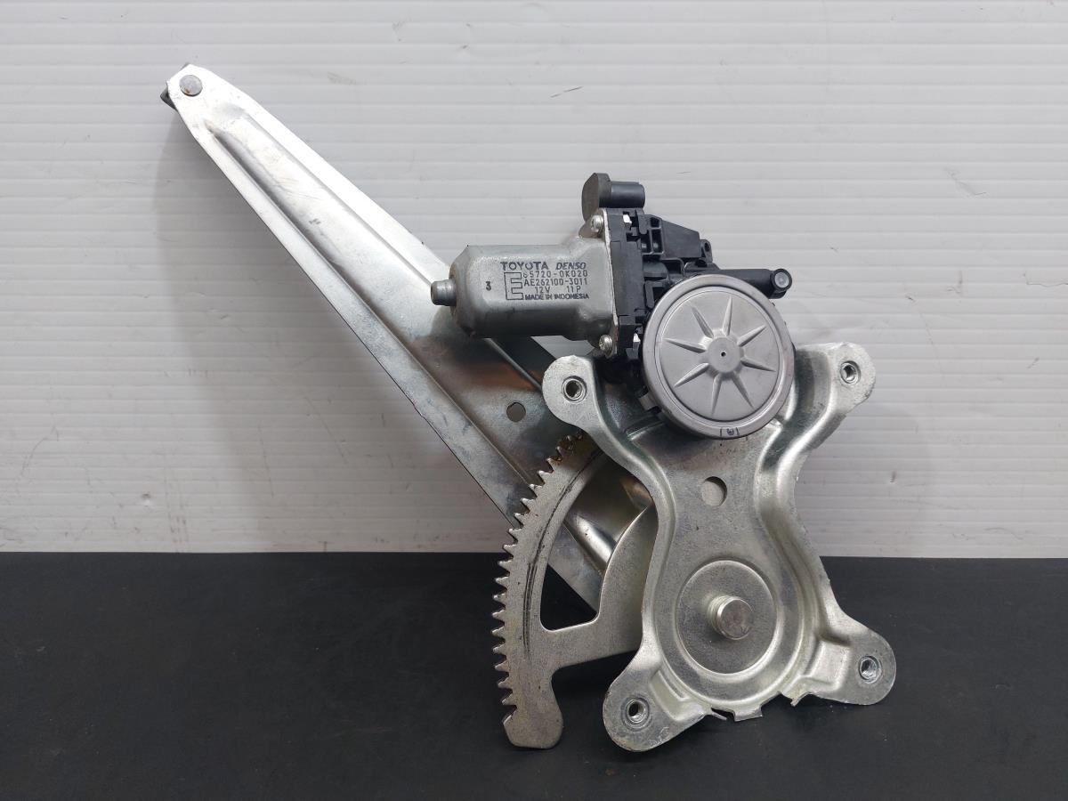 Right rear window regulator TOYOTA Hilux VII Pick Up (_N1_, _N2_, _N3_)