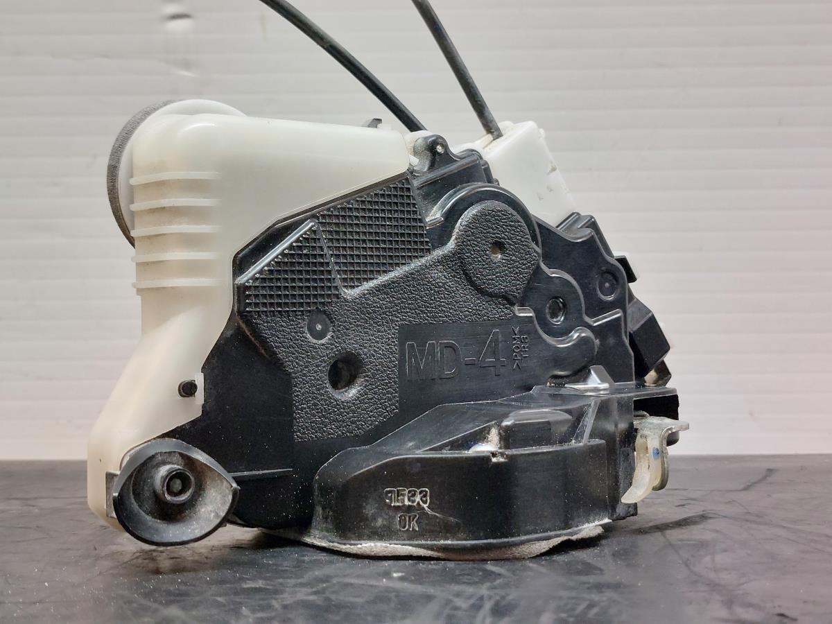 Serratura / chiusura porta Anteriore Destro TOYOTA Yaris (_P15_)
