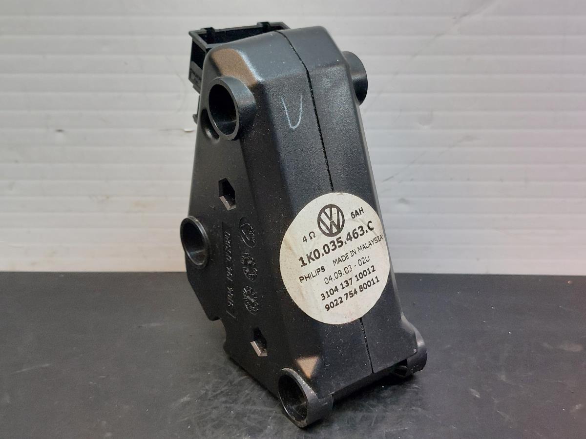 Amplificador de antena VOLKSWAGEN Golf V (1K1) | 2003 - 2010