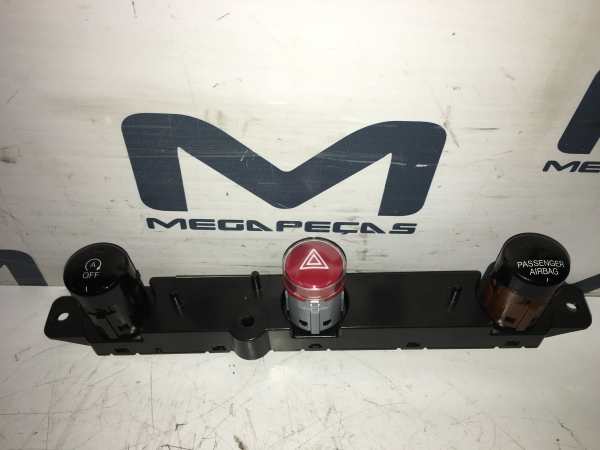 Bouton de Warning/ interrupteur 4 feux de détresse FIAT 500X (334_) Imagem-4