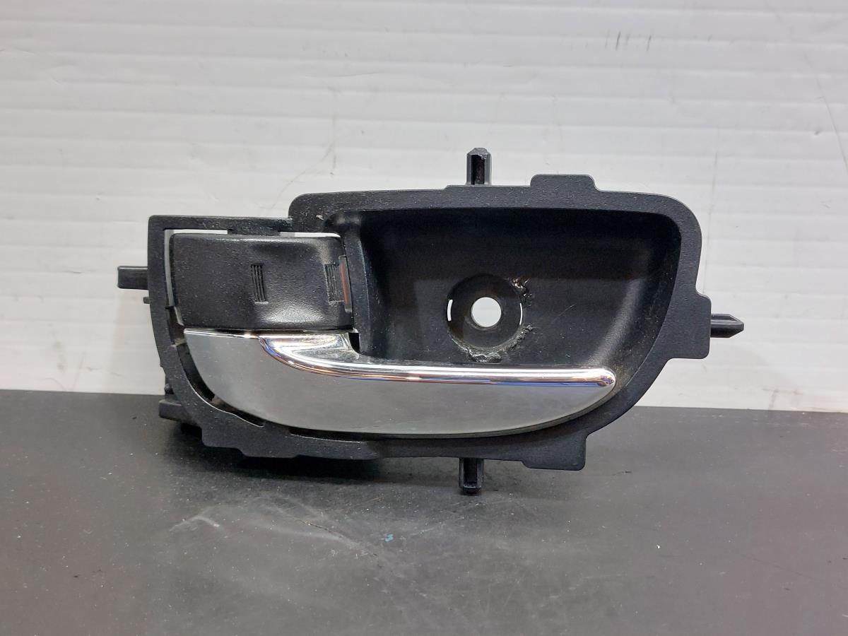 Rear Left interior door handle TOYOTA Yaris (_P13_)
