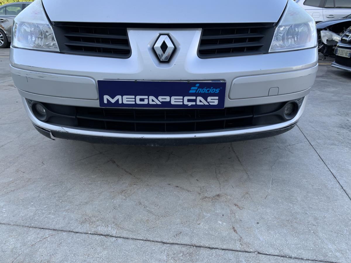 Pára-choques frente RENAULT Espace IV (JK0/1_)