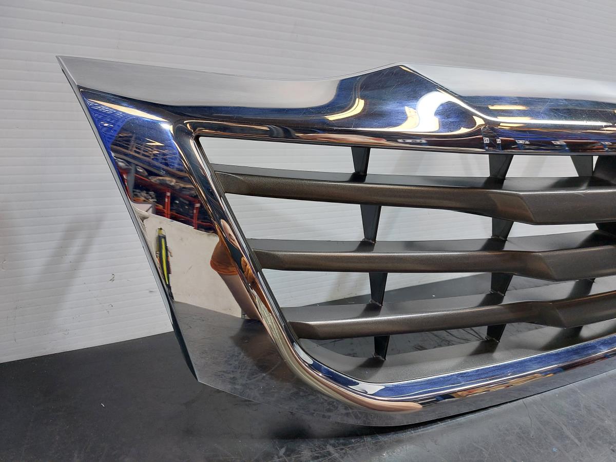 Front grille TOYOTA Hilux VII Pick Up (_N1_, _N2_, _N3_) Imagem-1