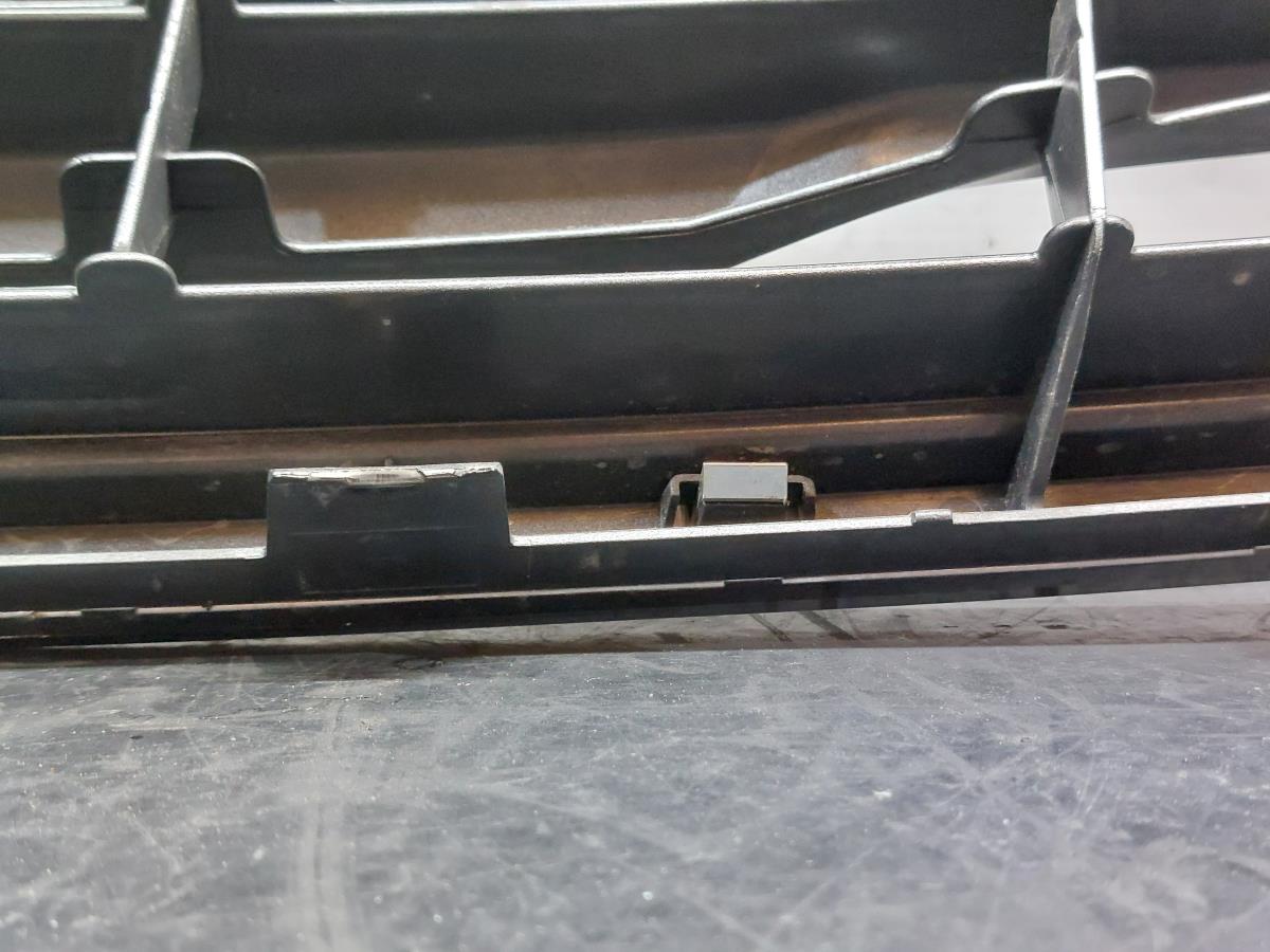 Front grille TOYOTA Hilux VII Pick Up (_N1_, _N2_, _N3_) Imagem-20