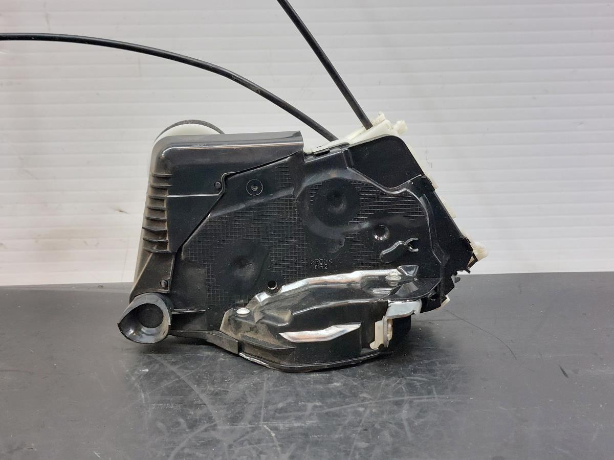 Serratura / chiusura porta Anteriore Destro TOYOTA Yaris (_P15_)