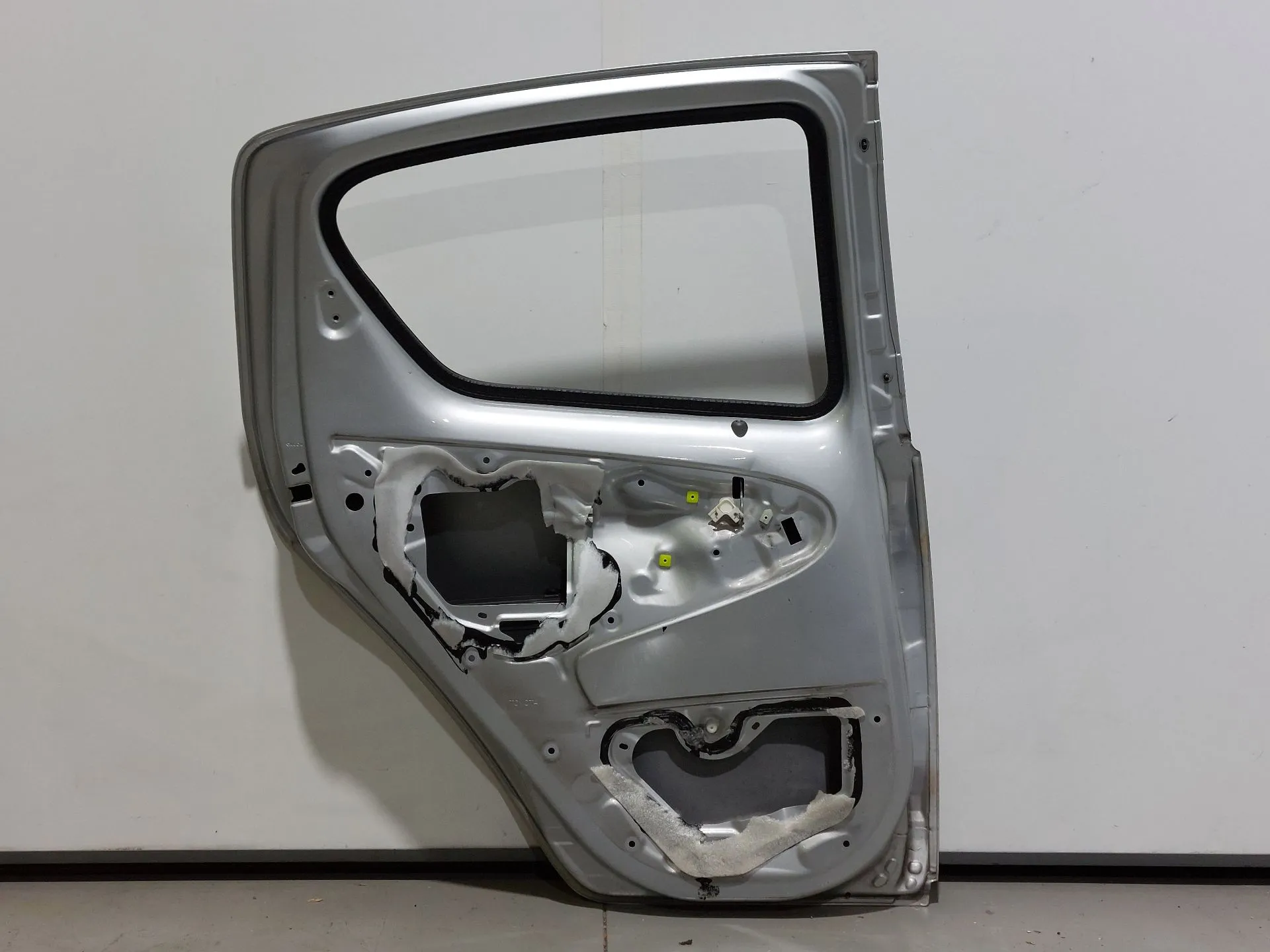 Porta posteriore sinistra TOYOTA Aygo (_B1_) Imagem-5