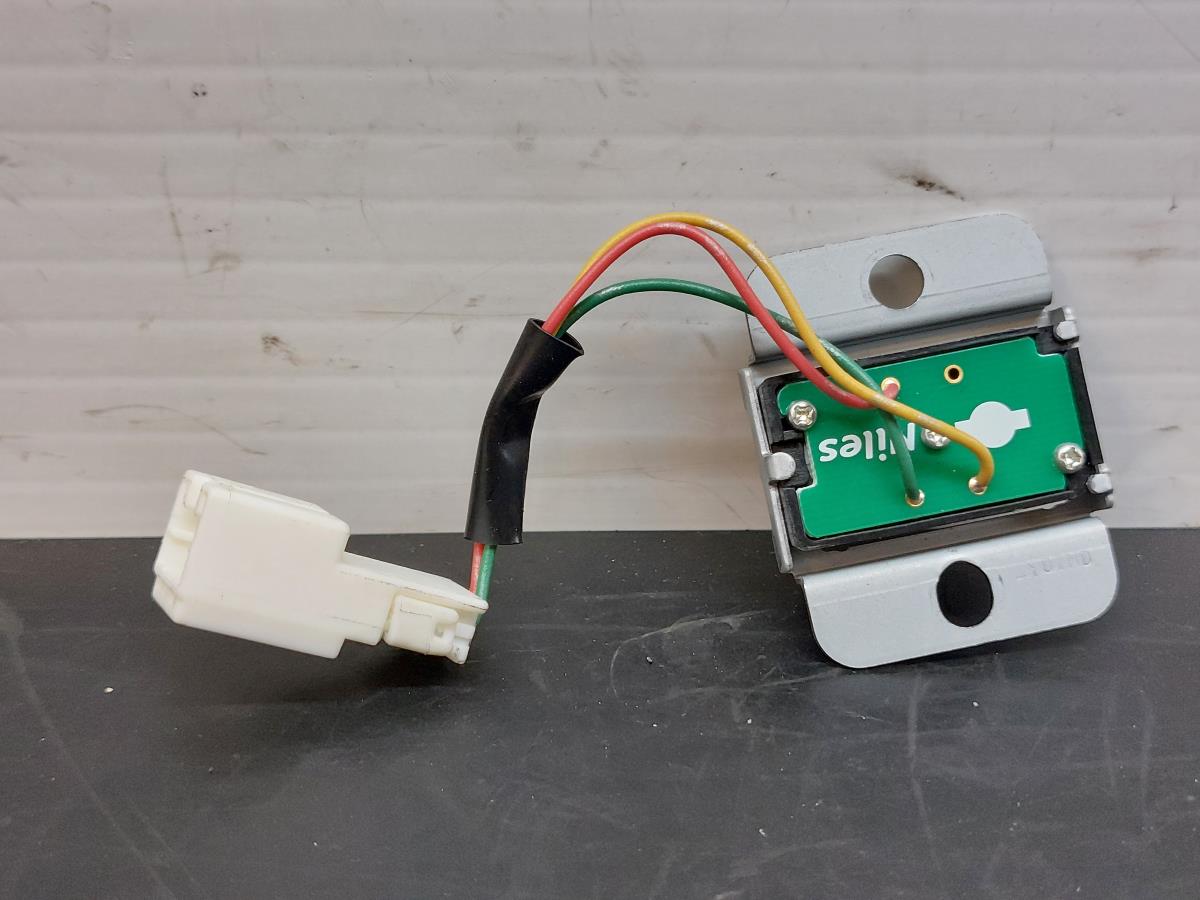 Botão / interruptor teto de abrir NISSAN Qashqai II (J11) Imagem-1