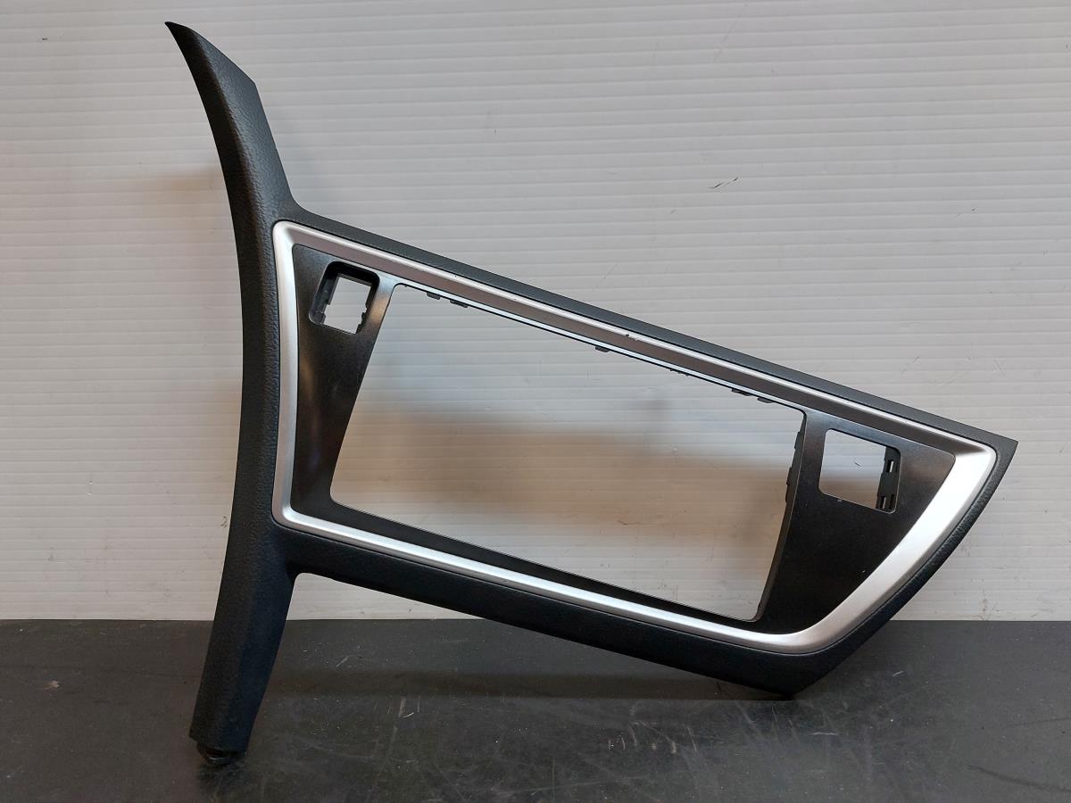 Friso tablier TOYOTA Auris Hatchback (_E18_)