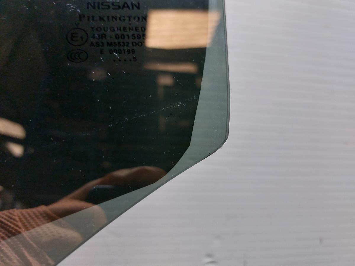 Vidro porta trás esquerdo NISSAN Qashqai II (J11) Imagem-1