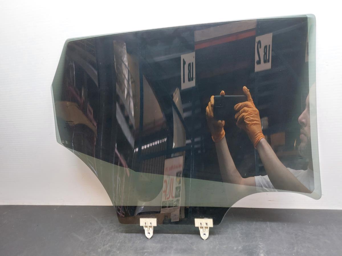 Vidro porta trás esquerdo NISSAN Qashqai II (J11) Imagem-9