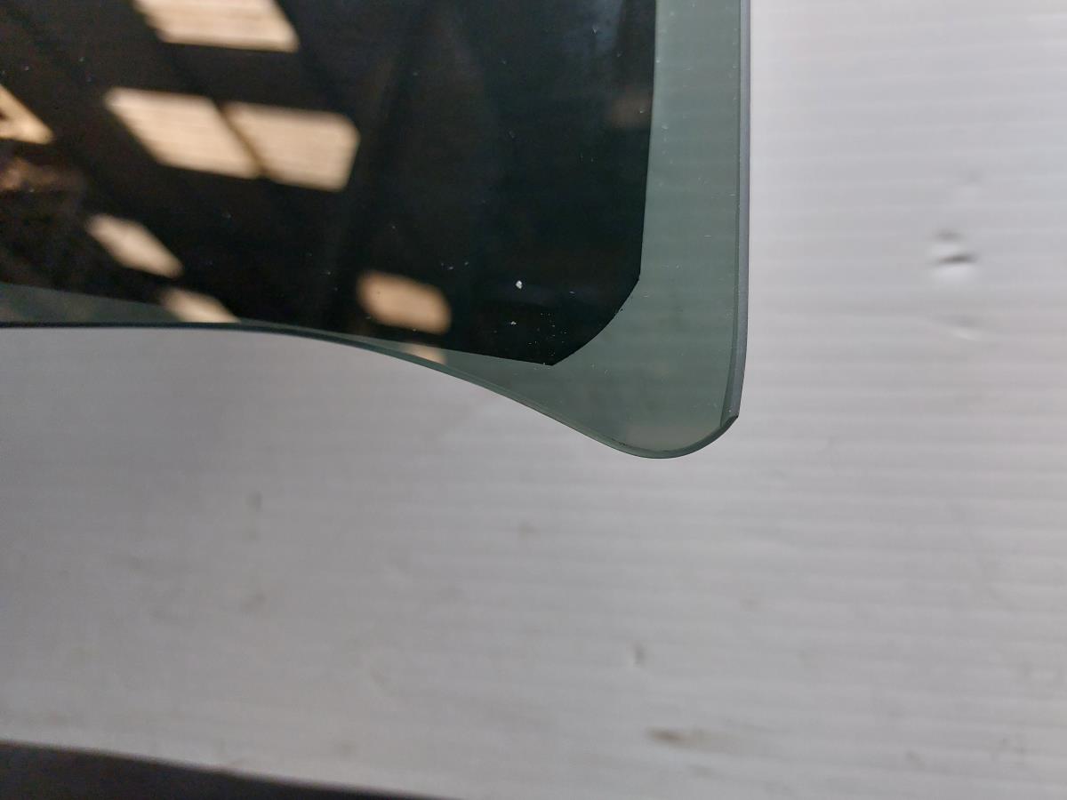 Right rear door glass NISSAN Qashqai II (J11) Imagem-1