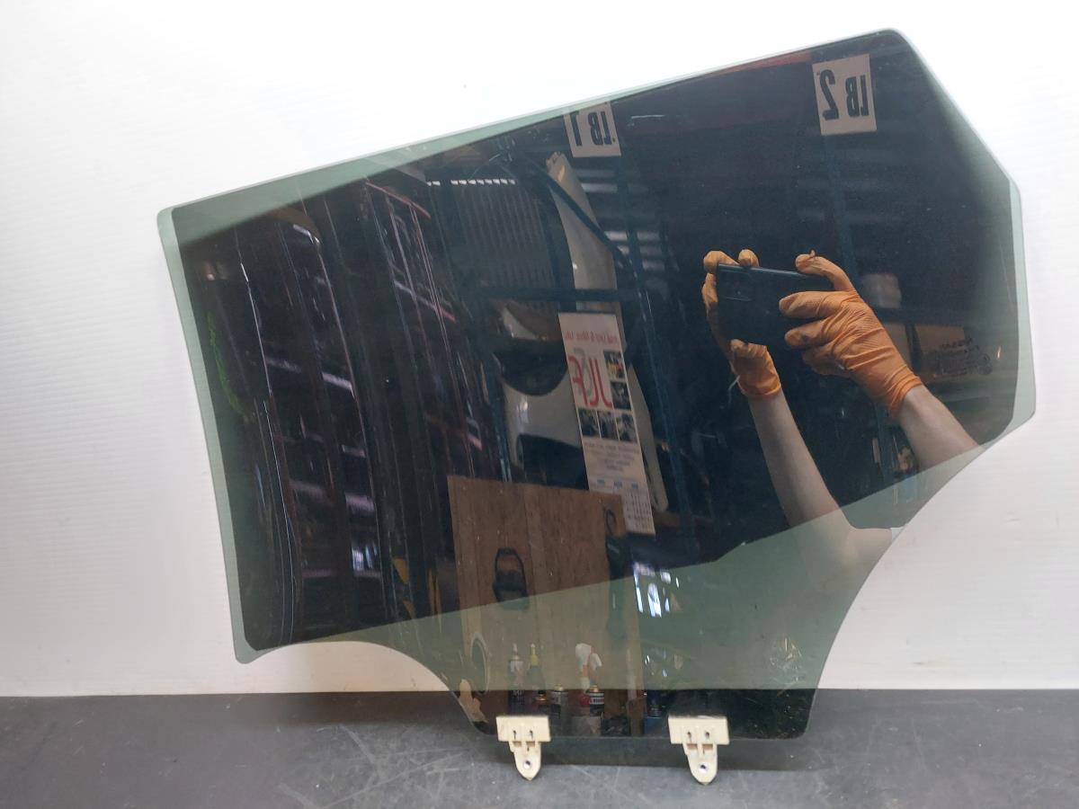 Right rear door glass NISSAN Qashqai II (J11) Imagem-8