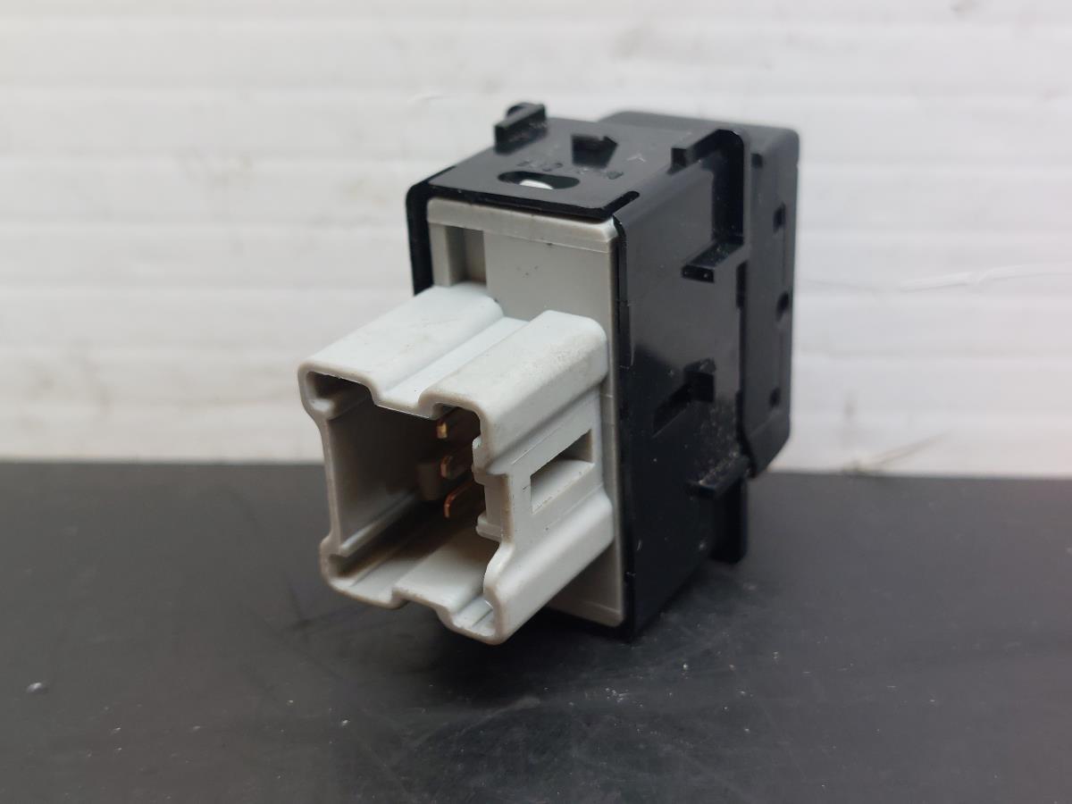 Pulsante / interruttore sedili riscaldati NISSAN Qashqai II (J11) Imagem-1