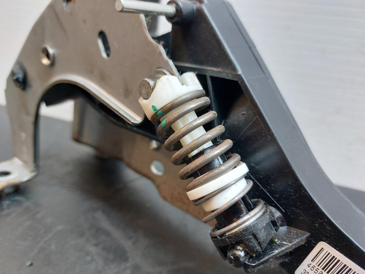 Pedal NISSAN Qashqai II (J11) Imagem-5