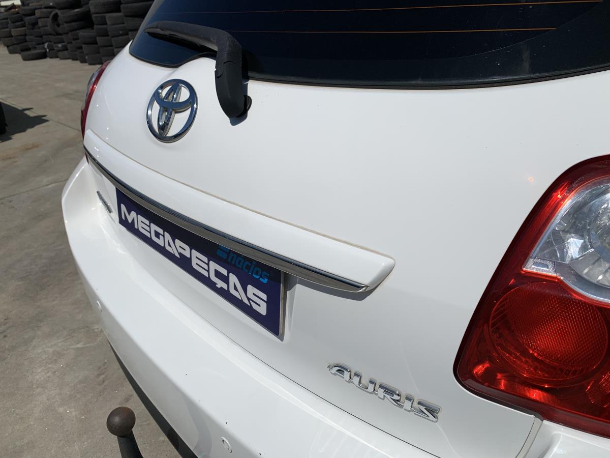 Portón trasero TOYOTA Auris Hatchback (_E15_) Imagem-2