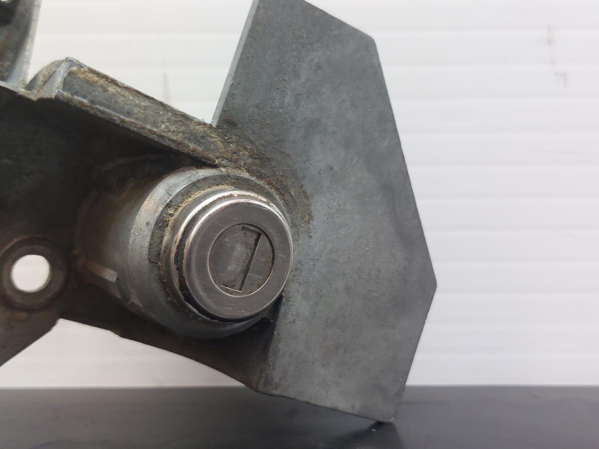 Canhão de porta PEUGEOT 406 Coupé (8C) Imagem-1